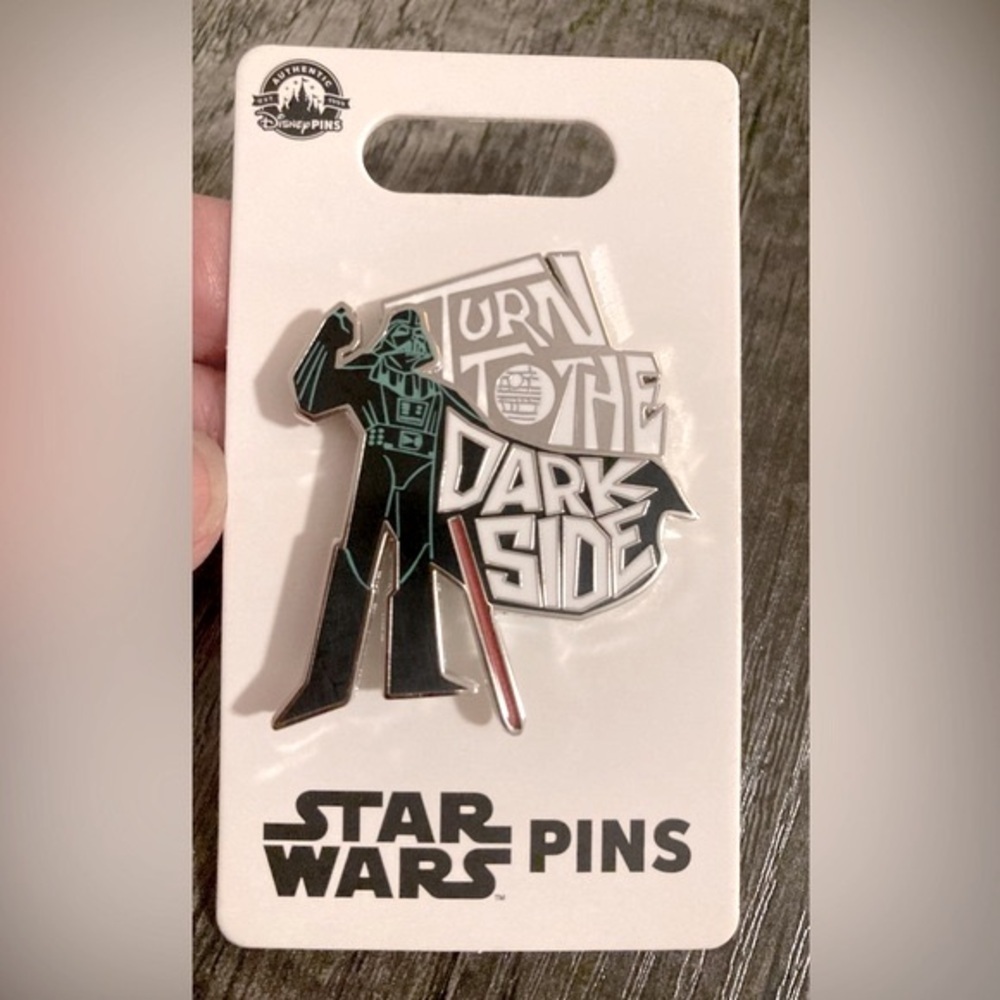 Star Wars Darth Vader Trading Pin